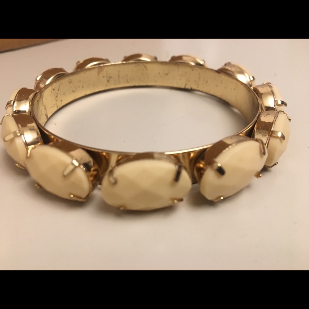 Creme and Gold Bracelet